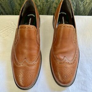 Nunn Bush Norris Wingtip Slip on Cognac Color, Size 10.5